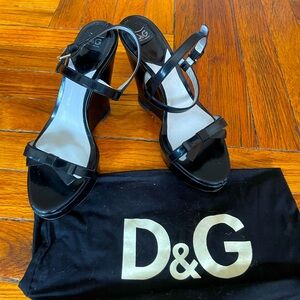 D&G womens wedges size 6